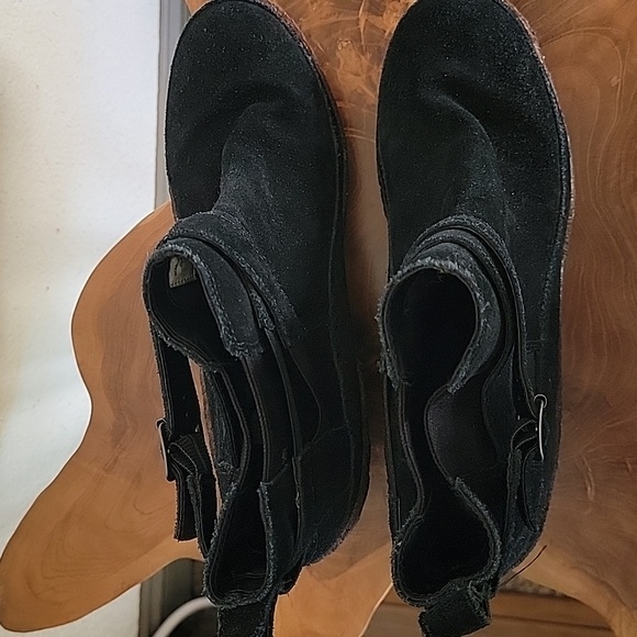 Merrell Women's Black Wedge Ankle Boots - Picture 7 of 10